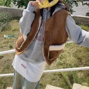 [하프클럽/]여성 뽀글이 포켓 퍼안감 스웨이드 무스탕 베스트