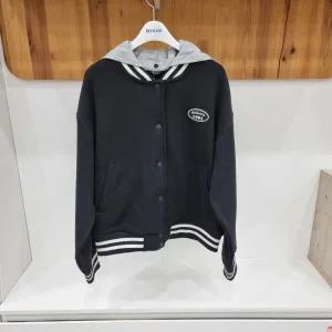 [에꼴리에][모다 행담도] 후드 착탈 기모 크롭 야구 점퍼 23D0191A_HDD