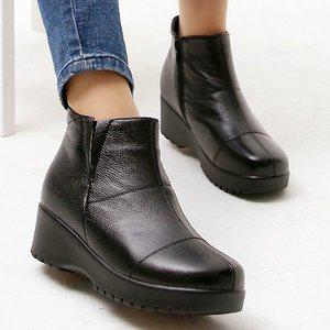 [더힐][더힐슈즈] 가죽 웨지굽 여성여자 앵글앵클 털 부츠 5cm sjperu-P210