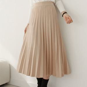[스타일나]여자 봄 가을 겨울 밴딩 기계주름 플리츠 슬림 니트 롱 스커트 핏이 예쁜 간절기 고무 치마