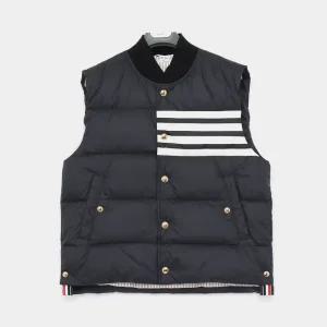 톰브라운 25FW 사선 스트라이프 패딩 조끼 남성 자켓 MVD017X 05411 415