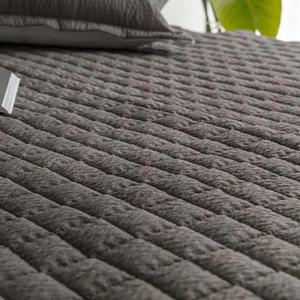 [HYIJPZF5_4B]샤르베 시어서커 침구 카페트패드 Q 쿠키블랙