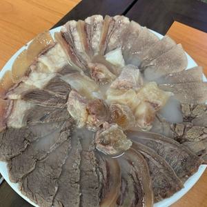 갈매기살 한우 국내산 소머리 수육 400g + 육수