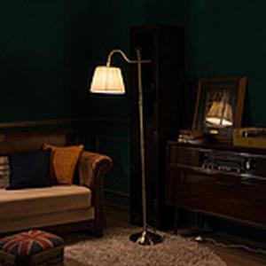 거실인테리어세련 조명램프 각도조절 플로어 장스탠드