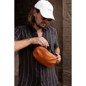 원더드 D1 패니 힙색 오렌지 [내일 도착보장 서비스 오네]