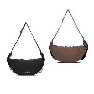 갤러리아 디스커버리 커브 패디드 드로스트링 퍼커링 백 L DXCR5135N