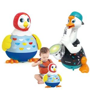 아기와 놀아 주는 꼬꼬맘 구스파파