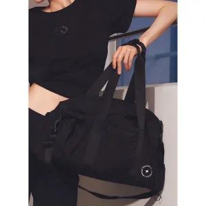 [르꼬끄](강남점)여성 스포츠 짐백 BLK / QQ322WBG73