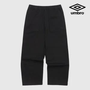 [엄브로](강남점)코튼 트윌 퍼티그 팬츠 UQ321CPT96 BLK