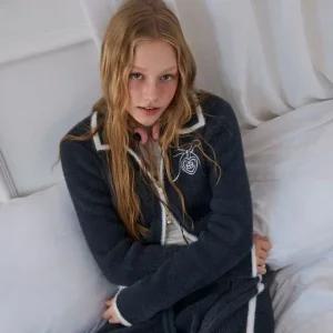 [갤러리아] [Blue Label]   라인배색 헤어리 집업니트 (ER4OKG01)