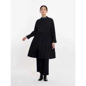 [플리츠미] 자가드 퀼팅 아웃 포켓 집업 롱 자켓_EPJKW025055