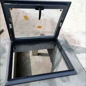 입구 다락방문 지붕입구 주택 환기 시공 지하실문 개구부 개구부 500x500