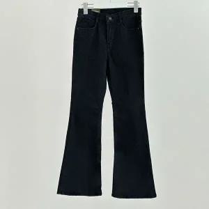 [하프클럽/]여성 나팔 큰사이즈 검정 슬림핏 데님바지