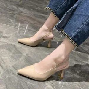 /신상오픈런 여성 간결 슬링백 트임 뾰족 미들힐 신발