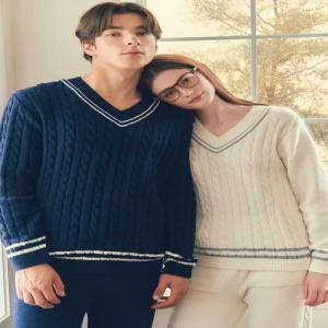 솔브 V넥 꽈배기 자카드 스웨터 커플 실내복 세트 VEVSG