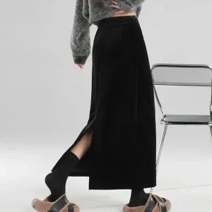 [퀸이즈][퀸이즈] 벨벳 기모 히트 롱 밴딩 스커트