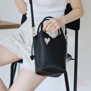 901M 바스킷 크로스 백 산책가방