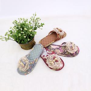 [쓰리몰] 플라워 이중쿠션 면 실내화 층간소음방지 거실화 학원 유치원 어린이집 사무실 실내슬리퍼