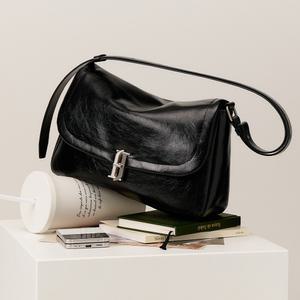 [제이에스티나] GINO MD 메신저 BK (JHNCHE4BS912BK980)