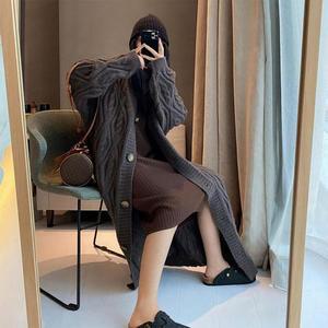 [트렌드스토어] 파도치는 물결 꽈배기 포근 도톰 롱가디건