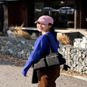 헤지스 액세서리 24FW [반값세일][여행] 블랙 나일론 토트백 (키링 파우치 set) HJBA4FE41BK