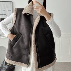 [다잇템] 여자 박스 덤블 레더무스탕 FW 버클 카라넥 조끼