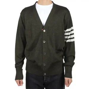 톰브라운 남성 사선완장 울 가디건 다크그린 MKC002A Y1014 322