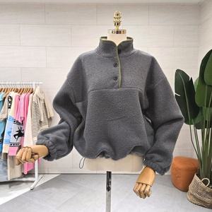 [대구백화점] [에잇컨셉]뽀글이 플러스 반집업티셔츠(C24L7FTS097)