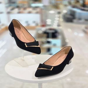 [미셸by탠디] 미셸 by 탠디 124224MA 여성정장구두 오닉스장식 펌프스 4cm 통굽