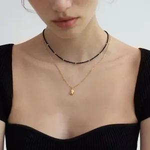 라빈 블랙스피넬 비즈 크리스탈 원석 골드볼 초커 목걸이