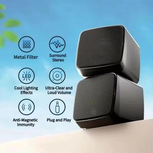 멋진 조명이 있는 스테레오 사운드 미니 스피커 컴퓨터 노트북 및 iPad용 USB 전원 3.5mm 휴대용