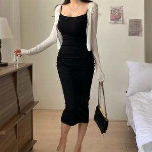 여자 글램룩 미시룩 슬림핏 H라인 끈 롱원피스