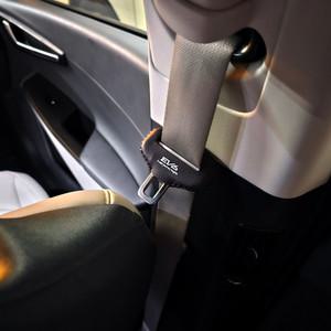 EV6 자동차실내용품 가죽 안전벨트 클립 버클커버 차량로고 레터링 포인트 기스방지