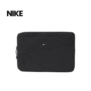 나이키 아우라 랩탑 슬리브 노트북 파우치 16인치 (IQ0111-013)