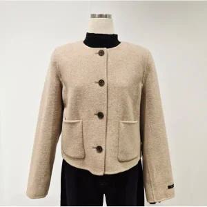[롯데백화점]비지트인뉴욕 라운드 핸드메이드 숏자켓 VBBJK70