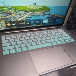 HP EliteBook 830 13 G11 / 2-in-1 G9 노트북 키보드 커버 스킨