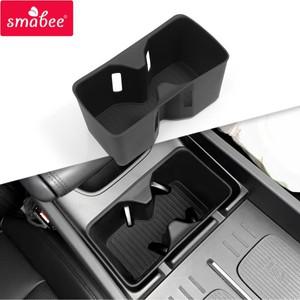 현대 산타페 2024 워터 컵 홀더 자동차 액세서리 실리콘 충격 흡수 음료 보관함 정리 트레이