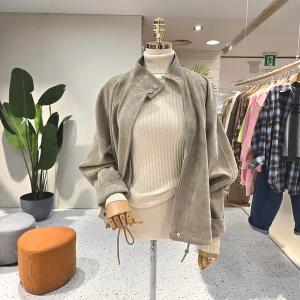 [대구백화점] [에잇컨셉]루즈핏 하이넥스웨이드점퍼(C23J7FJP023)