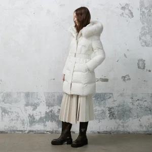 [롯데백화점]에고이스트 슬림 웨이스트 폭스퍼 구스점퍼 ER4TD004