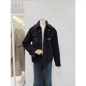 [갤러리아] [SOUP] 후드 탈착 숏 더플 코트 SBAHC32