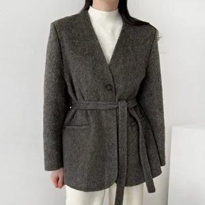 [샵앤]여성 노카라 Y단추 핸드메이드 스트랩 하프 코트 NYS-WJK-4959-진그레이