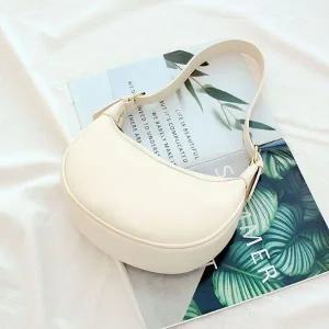 [콩심팥심]여성 패션 반달 미니 숄더백 캐주얼 대학생 크로스백 쇼퍼백 바디백