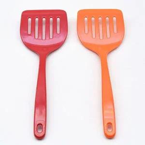 [콩심팥심]멜라민 뒤집개 생선 부침 요리 뒤지개 뒤집게 반원 1p