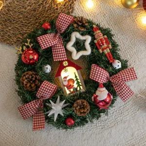 /플라워트리 크리스마스 리스 벽장식 나이트 산타 35cm 소품 데코