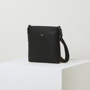 [헤지스](대전신세계)[HAZZY ACC]블랙 로고배색 가죽 크로스백 HJBA5E892BK