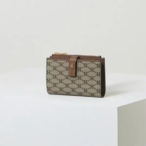 [헤지스](대구신세계)[HAZZYS ACC] 브라운 로고패턴 가죽 중지갑 HIWA5E884W2