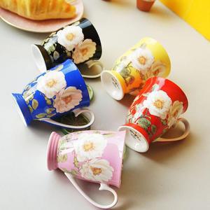 [BZFK77J5_49]플라워 패턴 매그놀리아 머그컵 5P 세트 집들