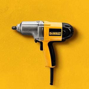 [BZJL7QYS_4C]렌치 하이토크 710W 디월트 파워풀 DW293-KR