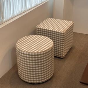 파로마 홈즈 레나 원형 체크 스툴 미니 의자 브라운 HPN367