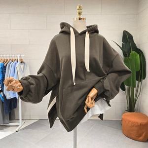 [대구백화점] [에잇컨셉]레이어드 테잎절개 쭈리 후드맨투맨(C25B7FTS102)